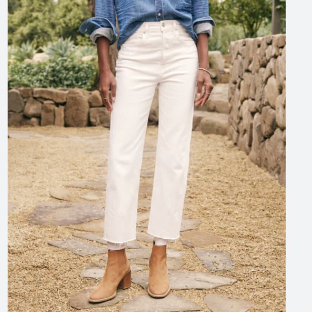Frank & Eileen Monaghan white high rise straight leg jeans 31 mom jean